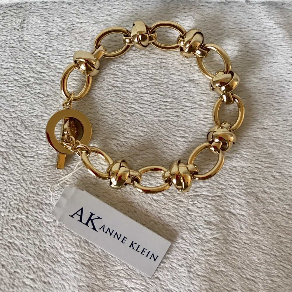 NWT Anne Klein Gold Bracelet